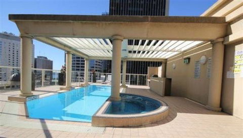 Apartments Plus - Accommodation QLD 3