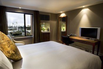 Pullman Melbourne On The Park - Accommodation QLD 2