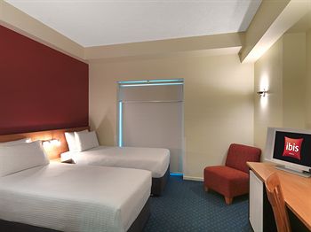 Ibis Melbourne Little Bourke Street - Accommodation QLD 6