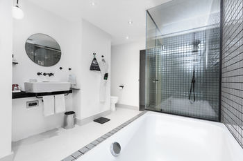 Ovolo Woolloomooloo - Accommodation QLD 79