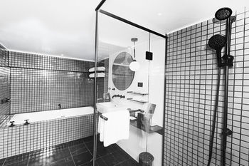 Ovolo Woolloomooloo - Accommodation QLD 81