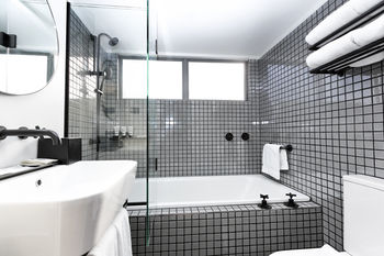 Ovolo Woolloomooloo - Accommodation QLD 84