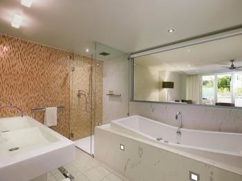 Sofitel Noosa Pacific Resort - Accommodation QLD 67