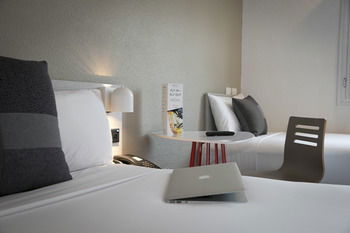 Ibis Sydney Airport - Accommodation QLD 13