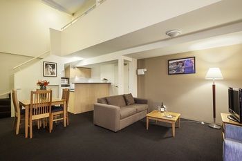 APX Parramatta - Accommodation QLD 10
