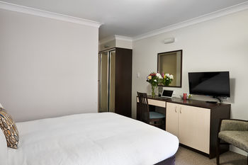 175 (formerly Wesley Lodge) - Accommodation QLD 9