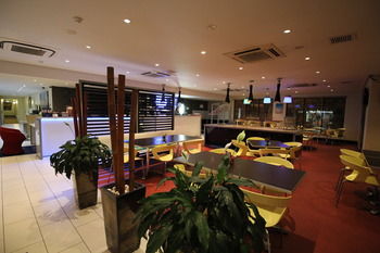 Ibis Newcastle - Accommodation QLD 2