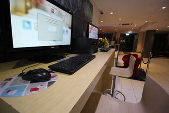 Ibis Newcastle - Accommodation QLD 3