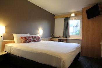 Ibis Newcastle - Accommodation QLD 7