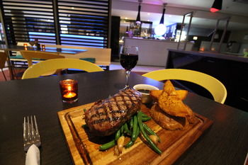 Ibis Newcastle - Accommodation QLD 9