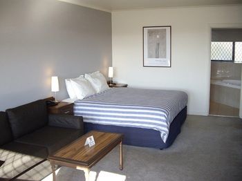 Best Western Plus The Tudor-Box Hill - Accommodation QLD 6