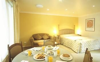Best Western Plus The Tudor-Box Hill - Accommodation QLD 26