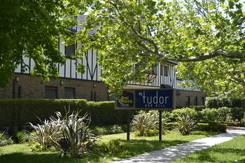 Best Western Plus The Tudor-Box Hill - Accommodation QLD 32