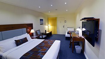 Best Western Plus Buckingham International - Accommodation QLD 5
