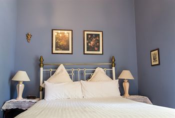 Toorak Manor - Accommodation QLD 2