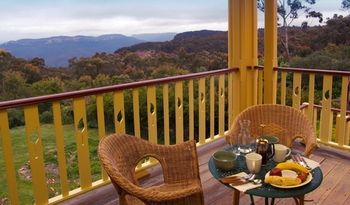 Moments Mountain Retreat - Accommodation QLD 9