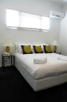 The Bronte Boutique Hotel - Accommodation QLD 6