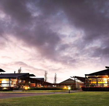 Estate Tuscany - Accommodation QLD 4