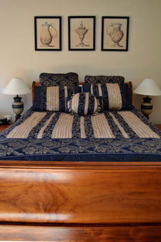 Estate Tuscany - Accommodation QLD 24