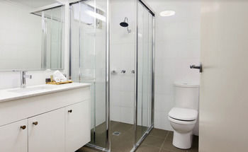 Harrigan's Irish Pub & Accommodation - Accommodation QLD 9