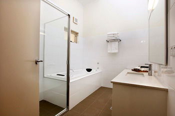 Harrigan's Irish Pub & Accommodation - Accommodation QLD 10