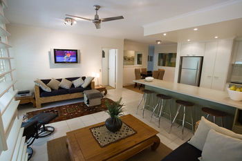 Noosa Riviera - Accommodation QLD 5
