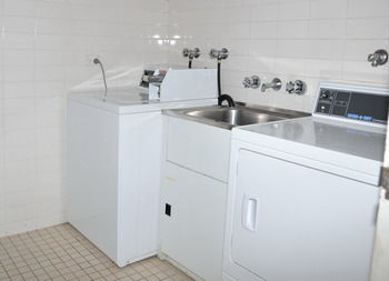 Northshore Hotel - Accommodation QLD 19
