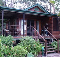 Lake Weyba Cottages Noosa - Accommodation QLD