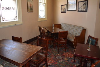 Australian Heritage Hotel - Accommodation QLD 9