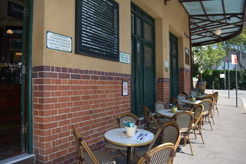 Australian Heritage Hotel - Accommodation QLD 44