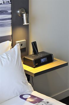 Mercure Melbourne Therry Street - Accommodation QLD 0