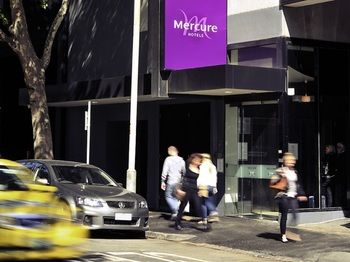 Mercure Melbourne Therry Street - Accommodation QLD 8