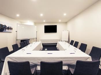 Mercure Melbourne Therry Street - Accommodation QLD 16
