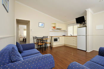 Sydney Lakeside Holiday Park - Accommodation QLD 11
