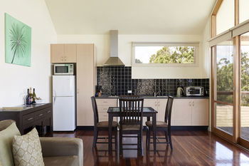 Yering Gorge Cottages By The Eastern Golf Club - Accommodation QLD 7
