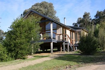 Yering Gorge Cottages By The Eastern Golf Club - Accommodation QLD 0