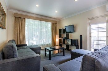 Best Western Melbourne's Princes Park Motor Inn - Accommodation QLD 12