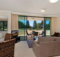 Santorini Twin Waters - Accommodation QLD