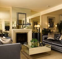 Andreaposs Mews Luxury Serviced Apartments - Accommodation QLD