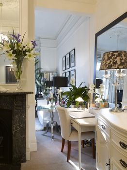 Andre's Mews Luxury Serviced Apartments - Accommodation QLD 9