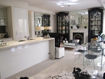 Andre's Mews Luxury Serviced Apartments - Accommodation QLD 11