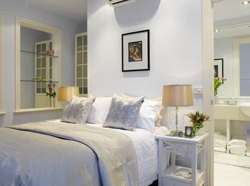 Andre's Mews Luxury Serviced Apartments - Accommodation QLD 27