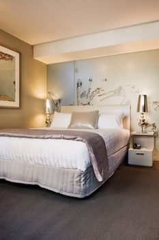 Art Series - The Olsen - Accommodation QLD 6