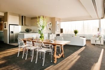 Art Series - The Olsen - Accommodation QLD 16