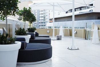 Art Series - The Olsen - Accommodation QLD 23