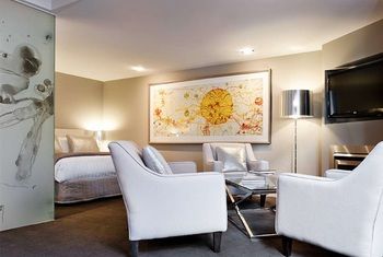 Art Series - The Olsen - Accommodation QLD 40