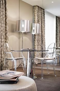 Art Series - The Olsen - Accommodation QLD 56