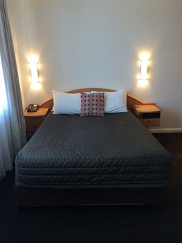 Morgans Boutique Hotel - Accommodation QLD 3