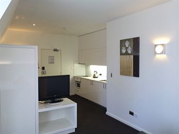 Morgans Boutique Hotel - Accommodation QLD 8