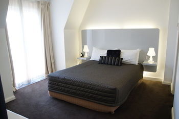 Morgans Boutique Hotel - Accommodation QLD 19